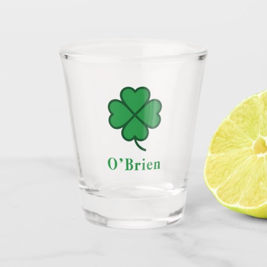 Lucky Irish Four Green Leaf with Last Name Schnapsglas (Vorderseite)