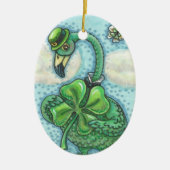 LUCKY IRISH GREEN FLAMINGO ORNAval Oval Keramik Ornament (Vorne)