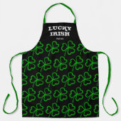 Lucky Irish Green Kleeblatt Pattern Black Monogram Schürze (Vorderseite)