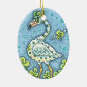 LUCKY IRISH POLKA DOT FLAMINGO ORNAval Oval Keramik Ornament (Hinten)