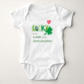 Lucky Kleeblatt Irish Grandchild Baby Strampler (Vorderseite)