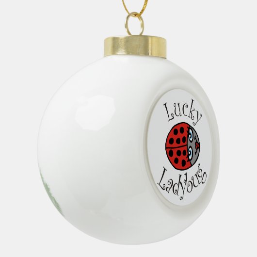 Lucky Ladybug in Red Keramik Kugel-Ornament (Links)