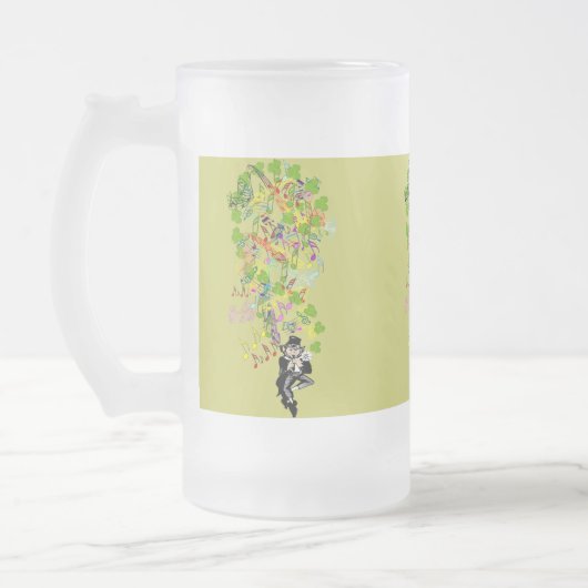 Lucky Leprechaun mit Kleeblättern Mattglas Bierglas (Links)