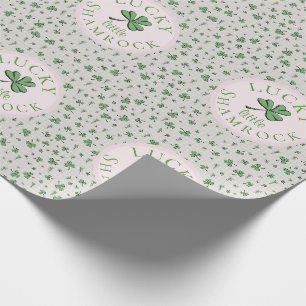 Lucky Little Kleeblatt St Patricks Day Geschenkpapier