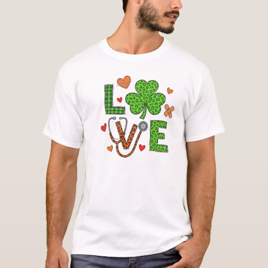 Lucky Nurse Love Shamrock Leopard Graphic T-Shirt (Vorderseite)