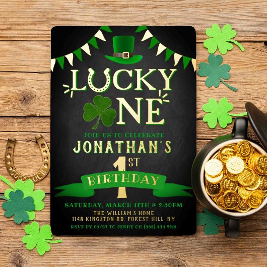 Lucky One Chalkboard 1. Geburtstag Real Folieneinladung