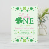 Lucky One First 1st Birthday Party Einladung (Stehend Vorderseite)