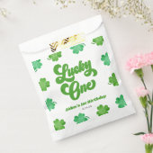 Lucky One Green Shamrock Clover 1st Birthday Party Geschenktütchen (Versiegelt)
