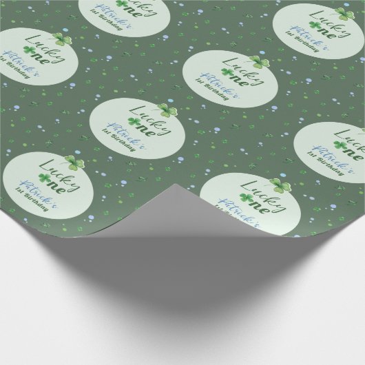 Lucky One St Patrick Boy Birthday Geschenkpapier (Ecke)