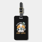 Lucky Pup mit Clover - St. Patrick's Day Gift Gepäckanhänger (Vorderseite vertikal)