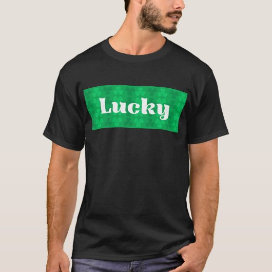 Lucky St. Patrick's Day Green Shamrock Pattern T-Shirt (Vorderseite)