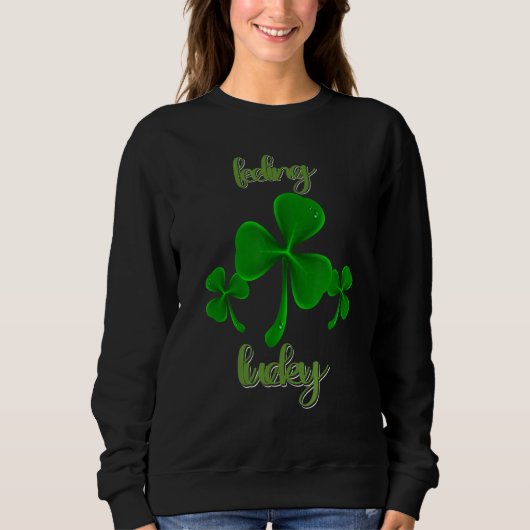 Lucky St Patricks Day Kleeblatt Gnome Sweatshirt (Vorderseite)
