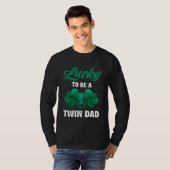 Lucky To Be a Twin Dad St Patricks Day Baby Announ T-Shirt (Vorne ganz)