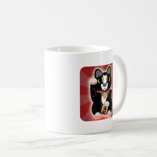 Lucky Tuxedo Cat bei Zuhause Kaffeetasse (VorderseiteRechts)