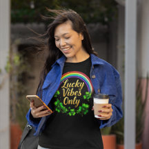 Lucky Vibes nur Kleeblatt irischer Regenbogen auf 