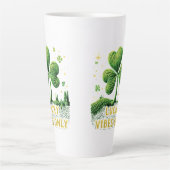 Lucky Vibes Only Yarn Clover St Patrick's Day Milchtasse (Vorderseite)