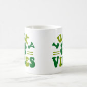 Lucky Vibes Vierblättriges Kleeblatt Kaffeetasse (Mittel)