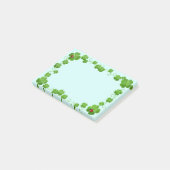 Lucky Vier-Leaf Clovers & Ladybugs auf Light Blue Post-it Klebezettel (angewinkelt)