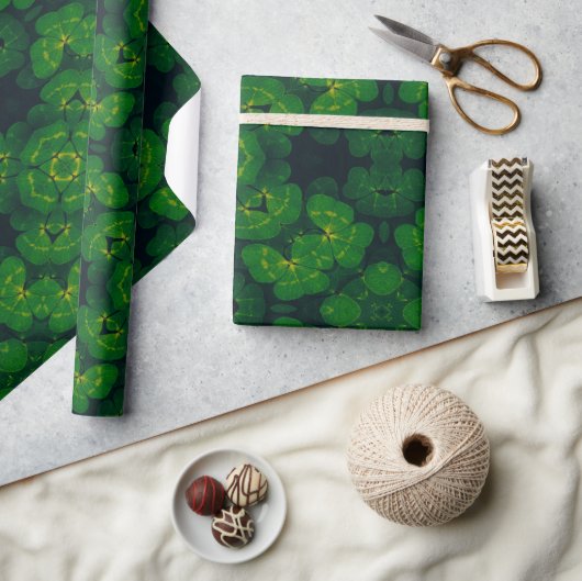 Lucky Wrap Green Irish Clover Muster Nr. 1 Geschenkpapier (Kunsthandwerk)