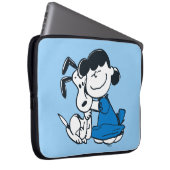 Lucy Hugging Snoopy Laptopschutzhülle (Vorne Rechts)
