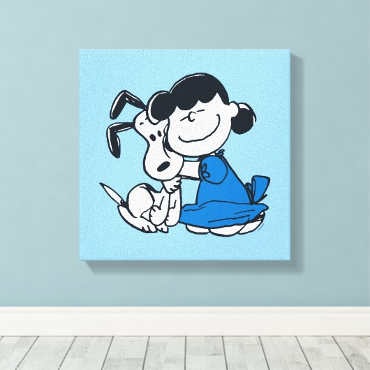 Lucy Hugging Snoopy Leinwanddruck (Insitu (Holzboden))