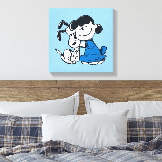 Lucy Hugging Snoopy Leinwanddruck (Insitu (Schlafzimmer))