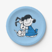Lucy Hugging Snoopy Pappteller (Vorderseite)