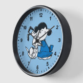 Lucy Hugging Snoopy Uhr (Winkel)
