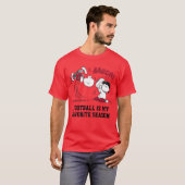 Lucy Pulls Fußball von Charlie Brown T-Shirt (Vorne ganz)