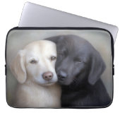 Lucy und Bingo Laptopschutzhülle (Vorderseite)