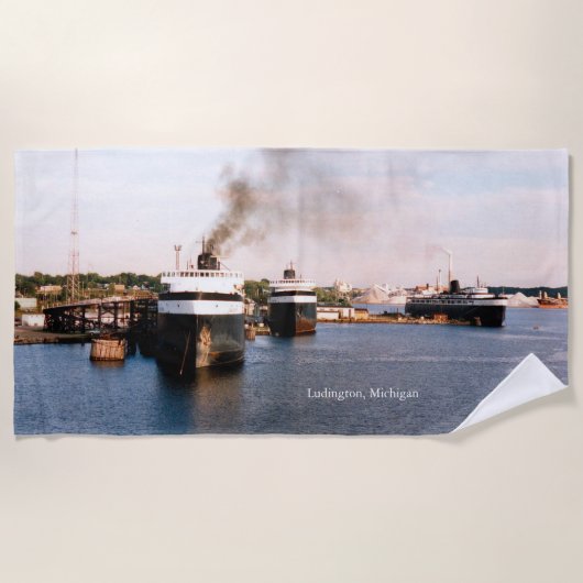 Ludington Ferries Badtuch Strandtuch (Vorderseite)