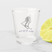 Ludlow, VT Ski Bum (Green Mountain Vermont Skiing) Schnapsglas (Rückseite)