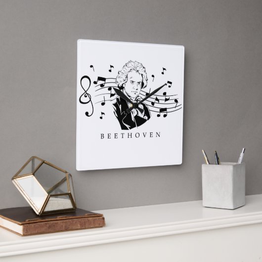 Ludwig van Beethoven Portrait and Bust with Notes Quadratische Wanduhr (Büro)