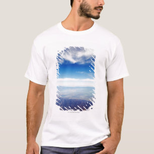 Luftaufnahme der rotbraunen Berge T-Shirt