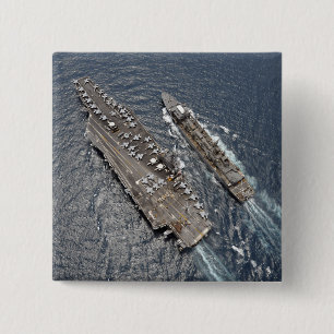 Luftaufnahme des Flugzeugträgers USS Ronald Reag Button