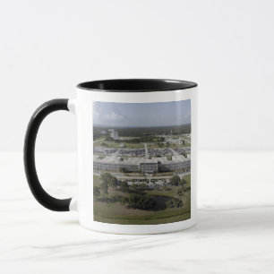 Luftaufnahme des Kennedy Space Center Tasse