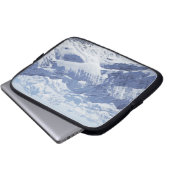 Luftaufnahme des Schnees bedeckte Berge Laptopschutzhülle (Vorne Knopf)