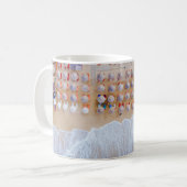 Luftaufnahmen an der Küste tagsüber Kaffeetasse (Vorderseite Links)
