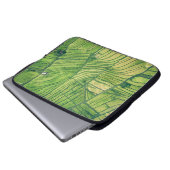 Luftaufnahmen von Grünflächen Laptopschutzhülle (Vorne Knopf)