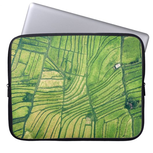 Luftaufnahmen von Grünflächen Laptopschutzhülle (Vorderseite)