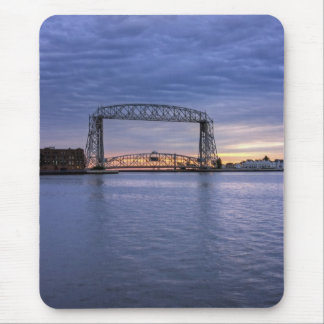 Luftaufzug-Brücke Mousepad
