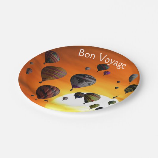 Luftballons in der Papierplatte Pappteller (Schrägansicht)