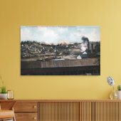 Luftbild der Bergbaumaschine und der Stadt Leinwanddruck (Insitu (Wohnzimmer))