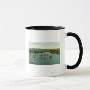 Luftbild der Boote auf dem Watsonville-See Tasse