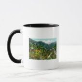 Luftbild des Canyons, Südpazifik Trai Tasse (Links)