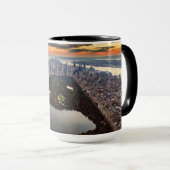 Luftbild des Central Park bei Sonnenuntergang Tasse (VorderseiteRechts)