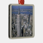 Luftbild des Empire State Gebäude und Ornament Aus Metall (Rechts)