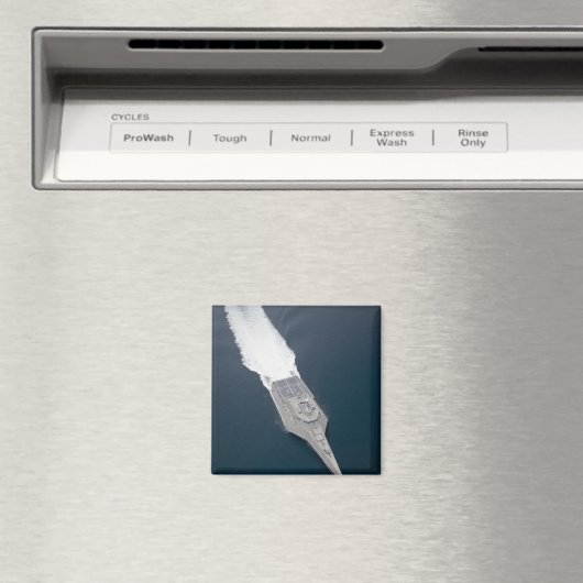 Luftbild des Küstenkampfschiffs Magnet (In Situ (Geschirrspüler))