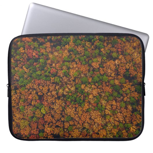 Luftbildaufnahmen von Wäldern Laptopschutzhülle (Vorderseite)