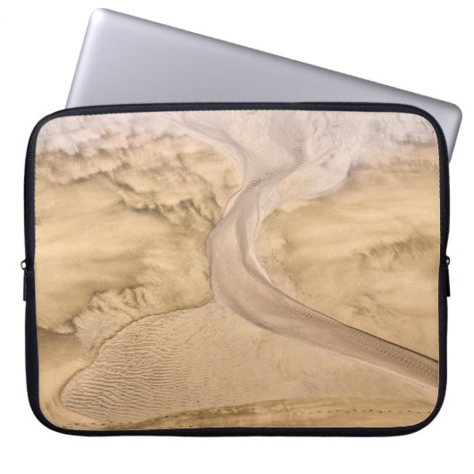 Luftbildfotografie der Wüste Laptopschutzhülle (Vorderseite)